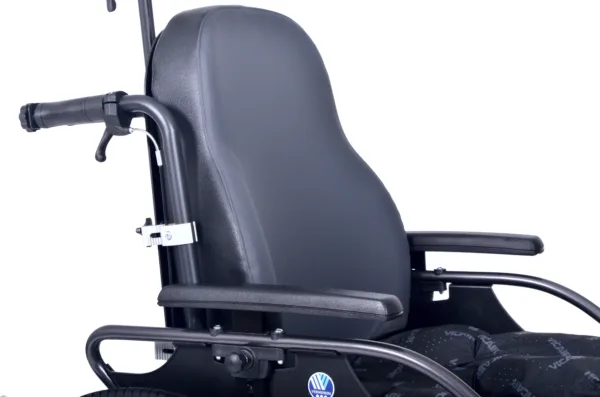 Wózek inwalidzki  specjalny D200 30° Komfort