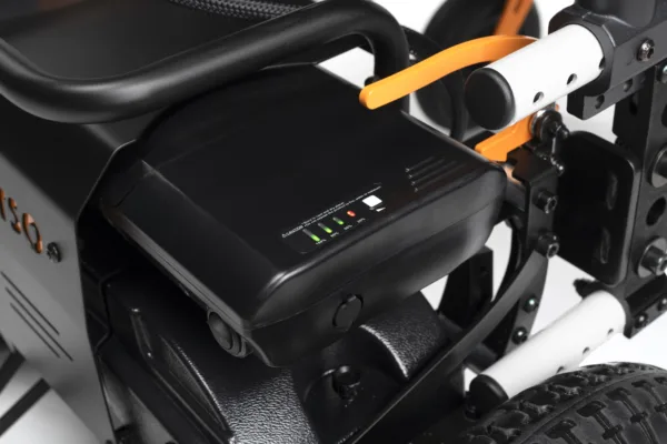 Verso - Detail battery Wózek inwalidzki elektryczny składany VERSO